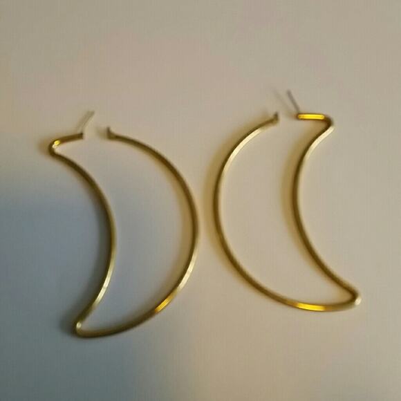 PureUnique  Gold Tone Half Moon Earrings. 0 - Picture 4 of 5